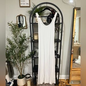 BECCA White Maxi Dress with Elegant Flow size small